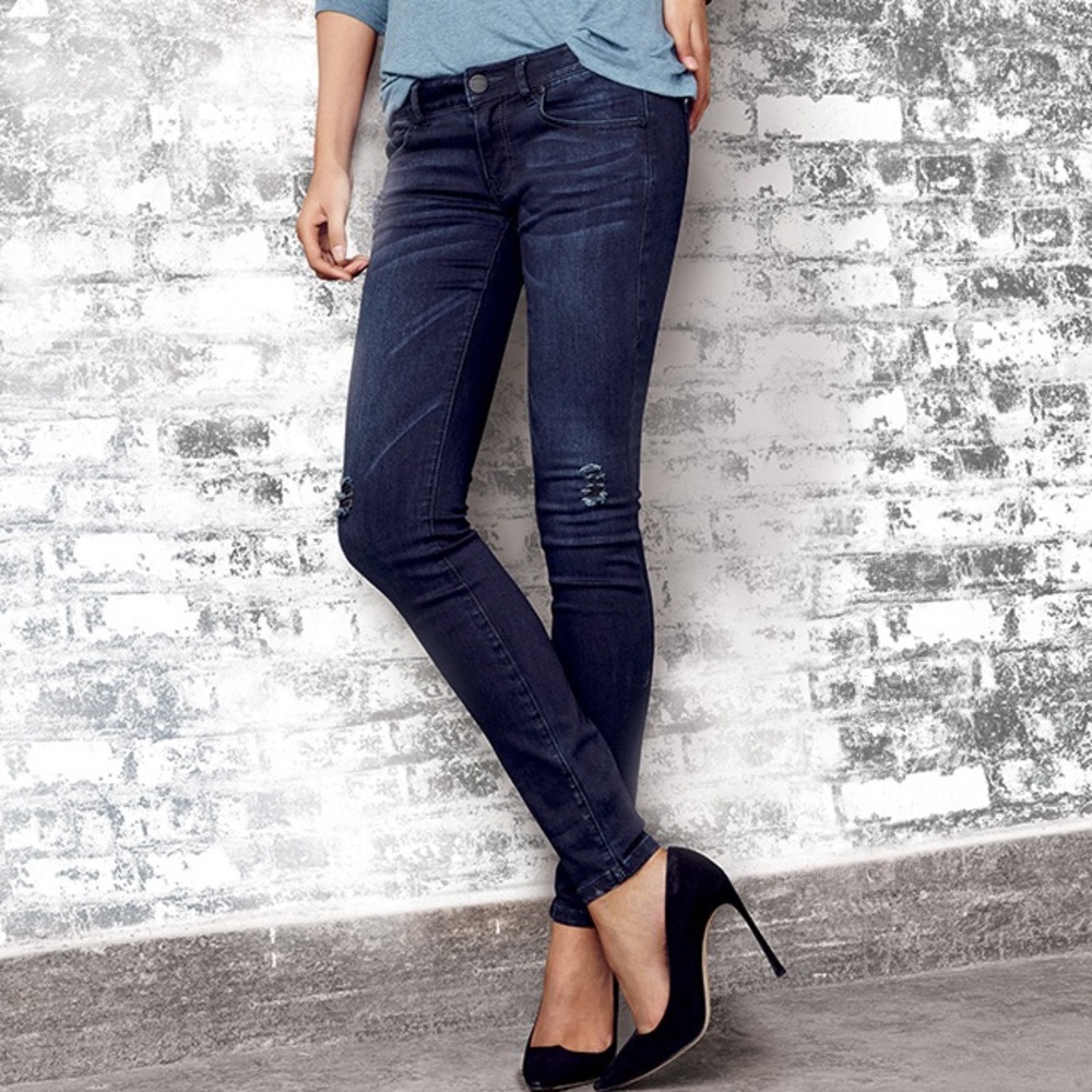 Cabi Dusk Deconstructed Curvy Fit Jeans